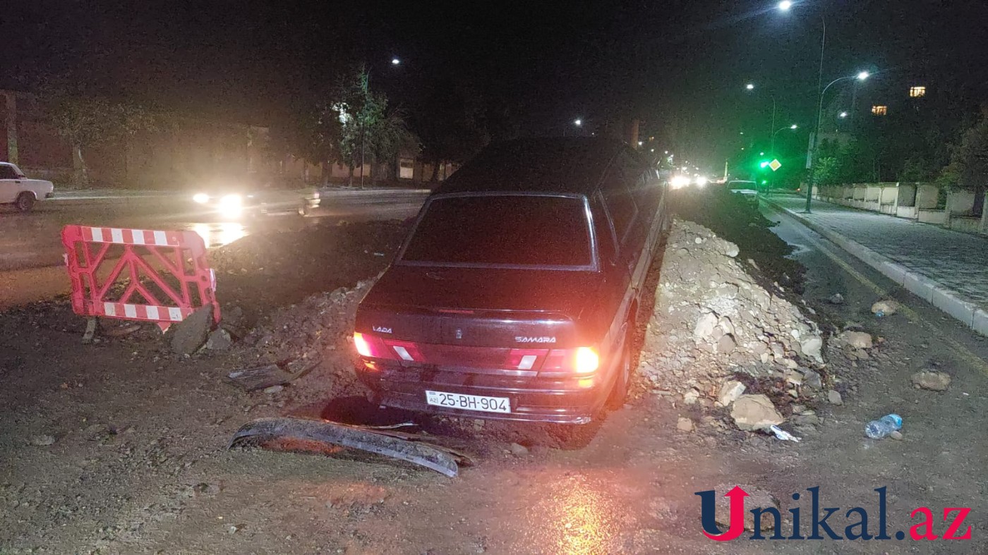 Gəncədə avtomobil xəndəyə düşdü - FOTOLAR